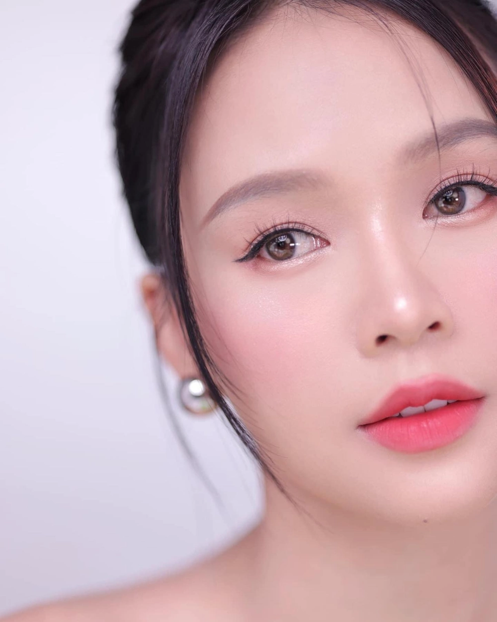 Tìm hiểu về tên thật của diễn viên Sam và những bí mật thú vị