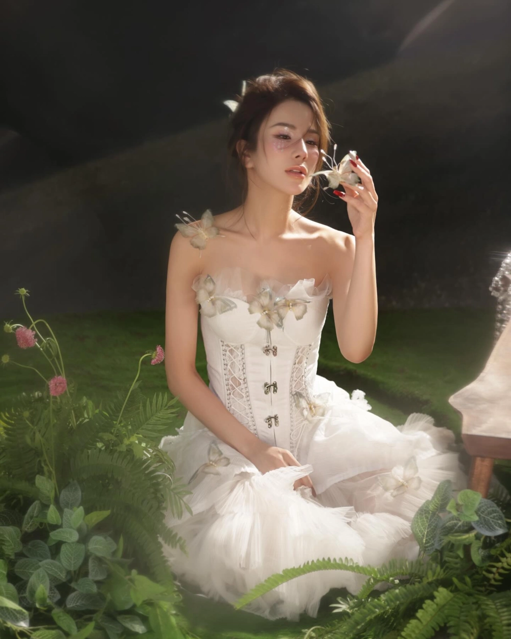 Tìm hiểu về diệp lâm anh bao nhiêu tuổi và những cột mốc đáng nhớ trong sự nghiệp của cô.