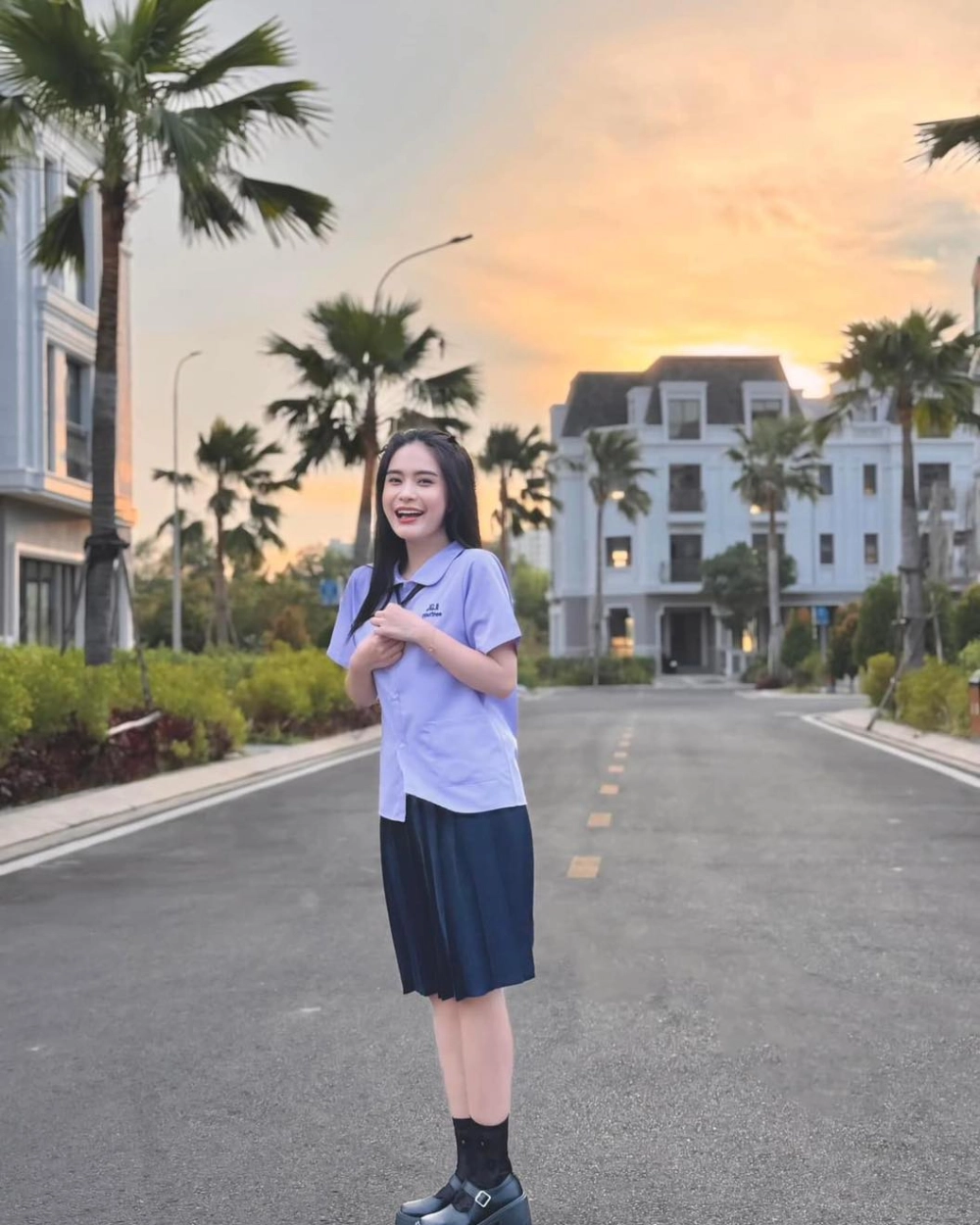 Con Đoàn Di Băng 4 bé đáng yêu, đủ nếp tẻ