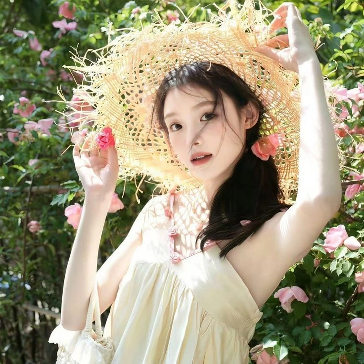 Tải ảnh đại diện đẹp cho nữ phong cách trẻ trung và nổi bật