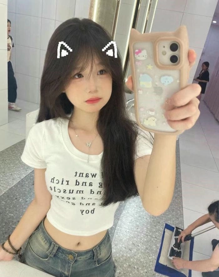 Ảnh công chúa cute mang đến vẻ đẹp nhẹ nhàng và lộng lẫy