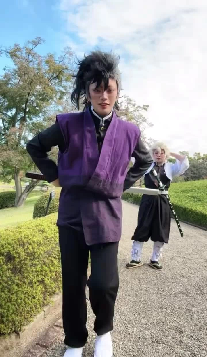 Shinazugawa Genya cosplay được đánh giá cao nhờ biểu cảm sống động