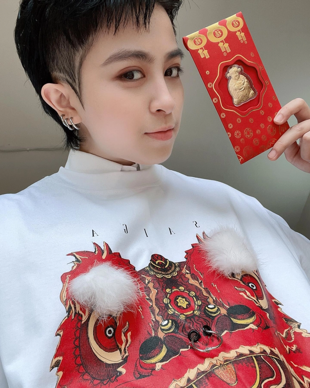 gil lê phẫu thuật luôn là chủ đề được chú ý khi nói đến sự thay đổi ngoại hình của anh