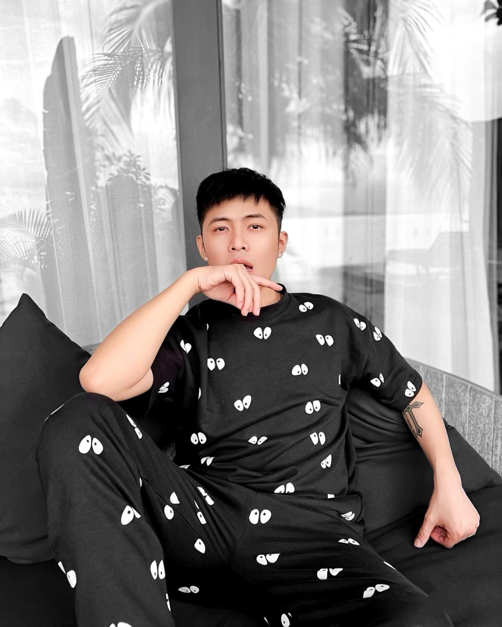 Gin Tuấn Kiệt điển trai, tài năng và cực kỳ thân thiện