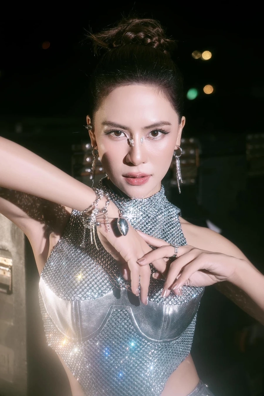 Thả hồn phiêu du cùng hà nhi mây lang thang