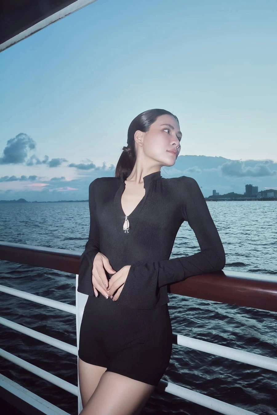Tạo mood chill cực đỉnh với playlist hà nhi