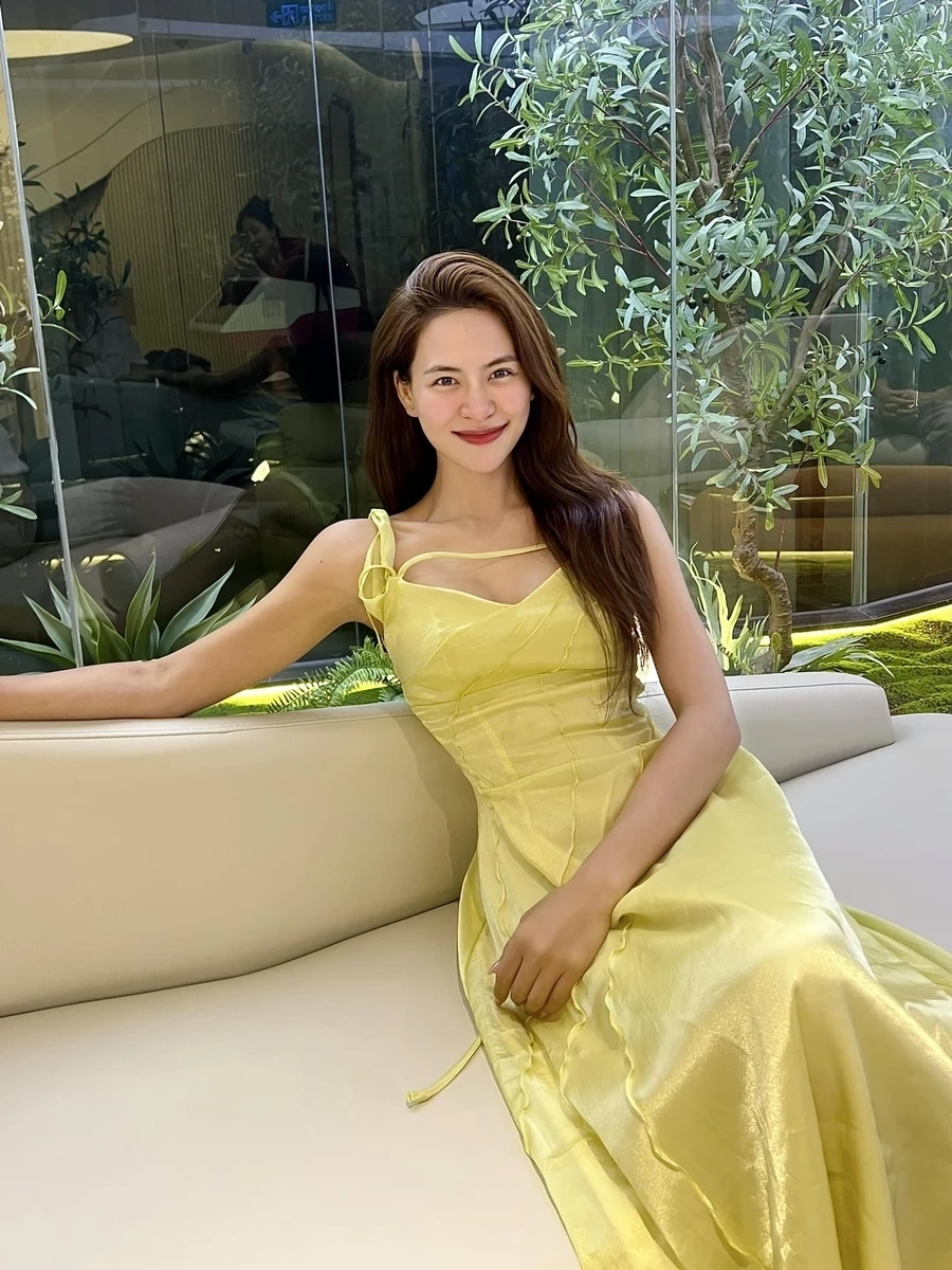 Tiểu sử về ca sĩ hà nhi