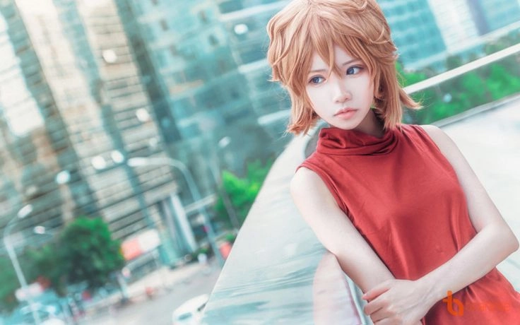 Ai Haibara cosplay thể hiện vẻ đẹp sắc sảo và bí ẩn