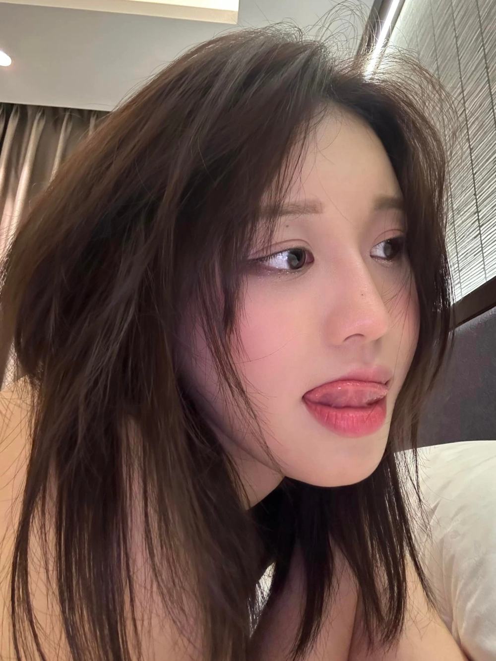 Tiểu sử về Han Sara tiktok