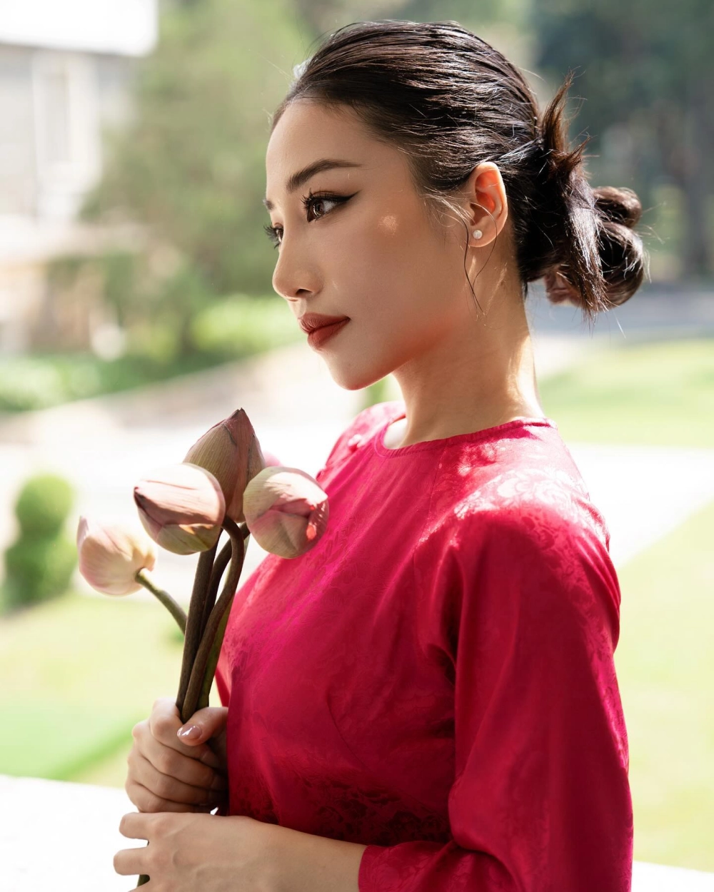 Ngắm nhìn phong cách cuốn hút qua hình ảnh của Hằng BingBoong