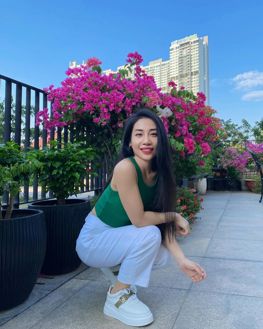 Lắng nghe giai điệu sâu lắng của IF Hằng BingBoong