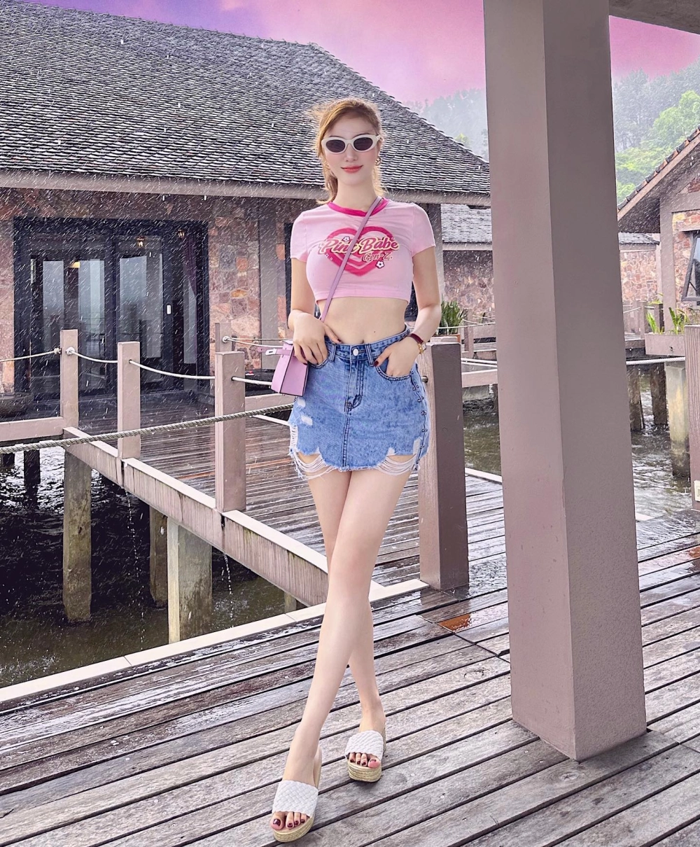 Chồng của hạnh sino là ai khiến dân tình tò mò truy lùng thông tin