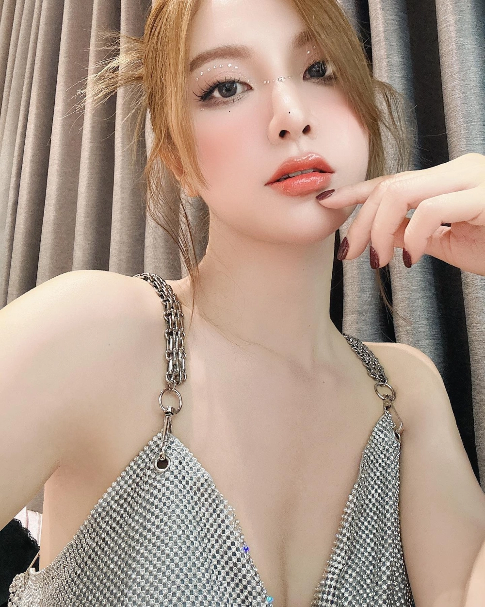 Hạnh sino em mây remix mang màu sắc mới mẻ khiến fan thích thú
