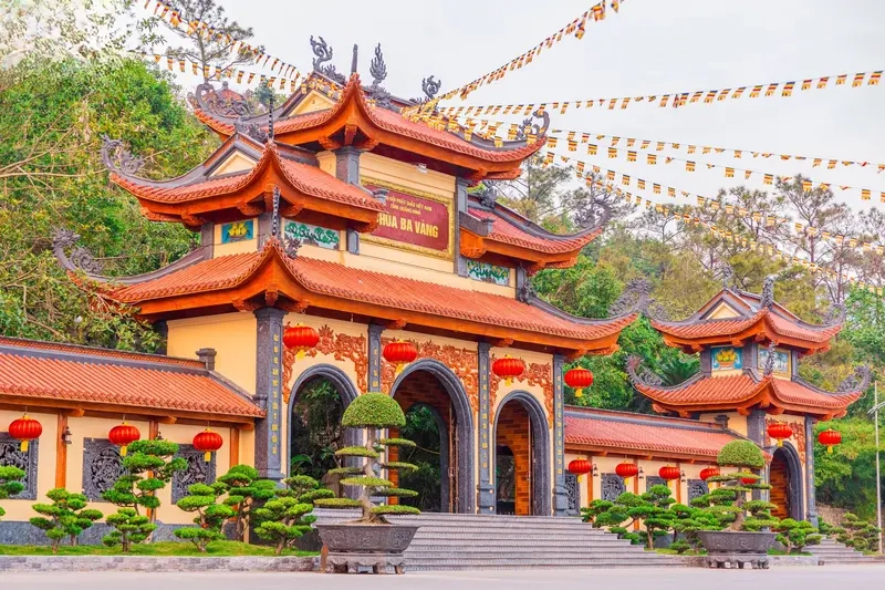 Chùa Ba Vàng 2025 sẽ là một điểm đến du lịch tâm linh thu hút nhiều du khách