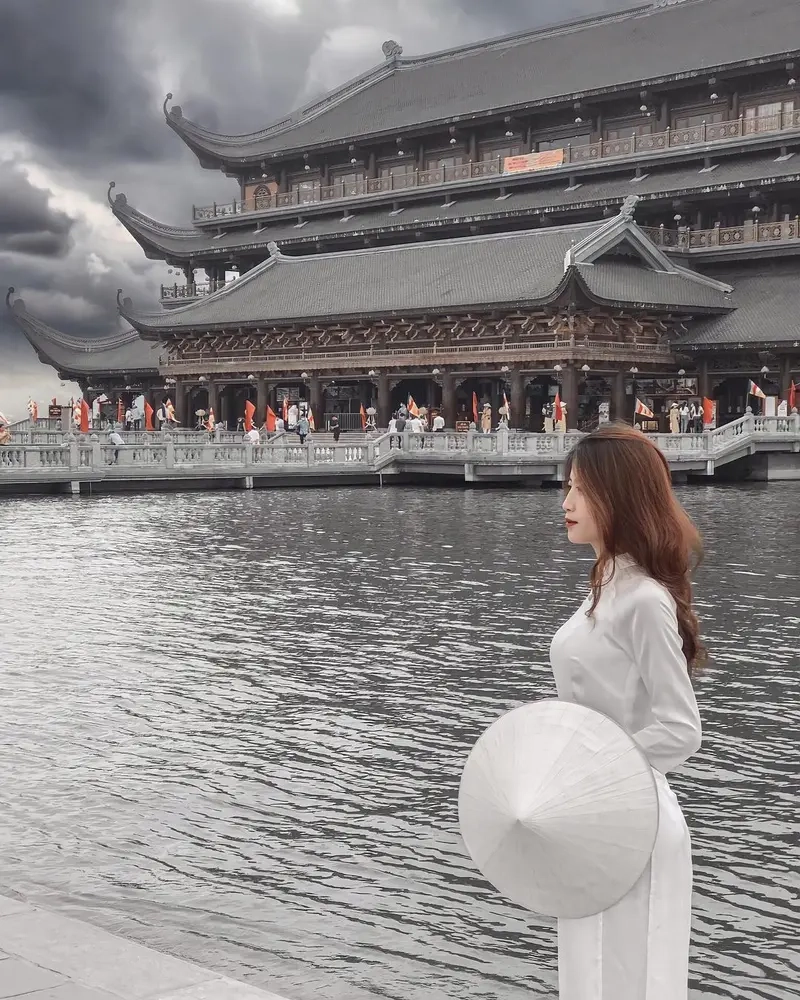 Ngôi chùa Tam Chúc là công trình tâm linh vĩ đại tại Hà Nam