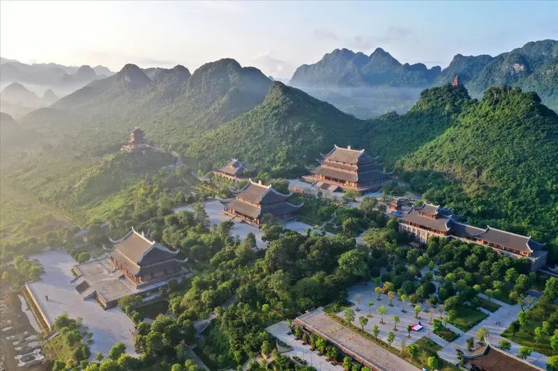 Di tích chùa Tam Chúc Hà Nam mang giá trị tâm linh sâu sắc