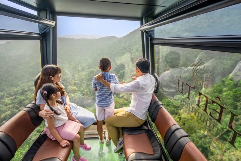Bay bổng cùng cáp treo núi yên tử ngắm toàn cảnh hùng vĩ