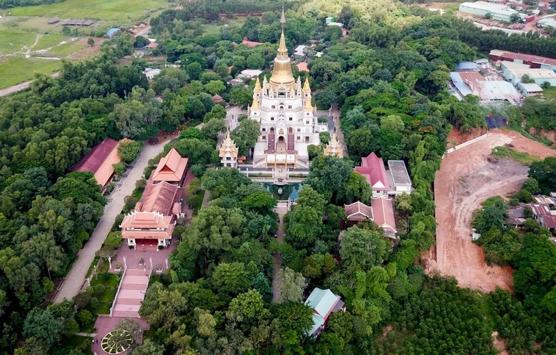 Nơi lý tưởng để chùa bửu long chụp ảnh, lưu lại khoảnh khắc an yên.