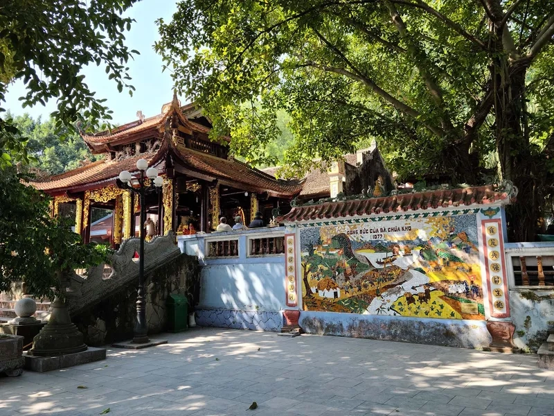 Mê mẩn trước vẻ đẹp của ảnh đền bà chúa kho