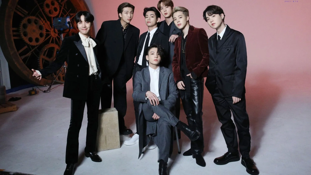 Siêu dễ thương với hình nền máy tính BTS chibi cực yêu