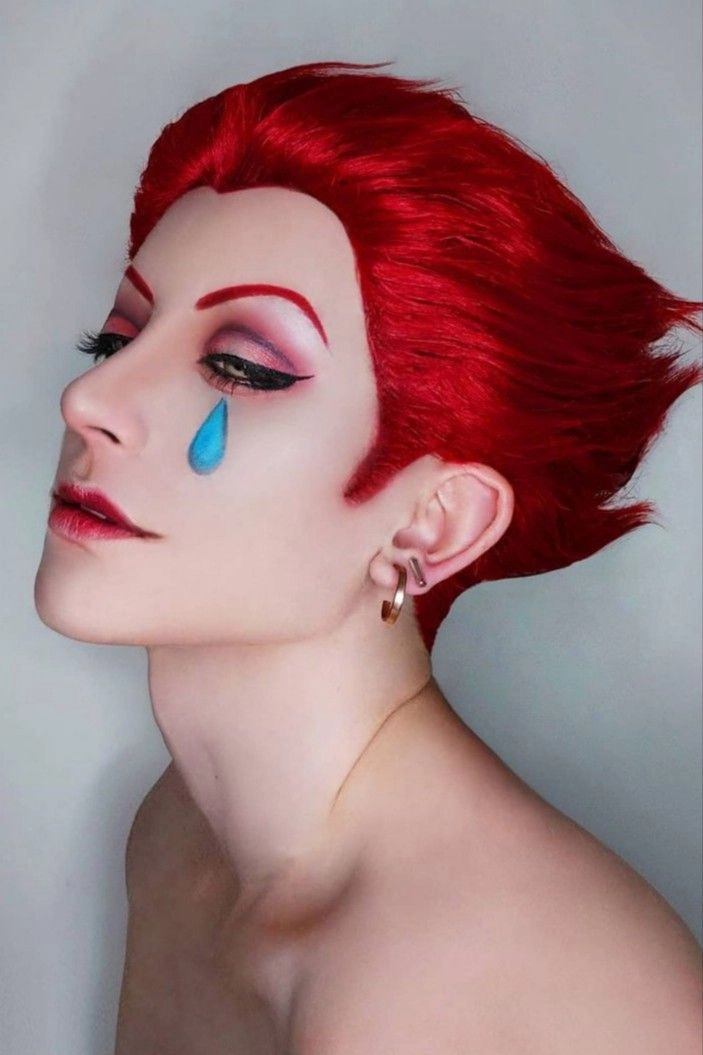 Hxh hisoka cosplay được đầu tư kỹ lưỡng từ tóc đến trang phục