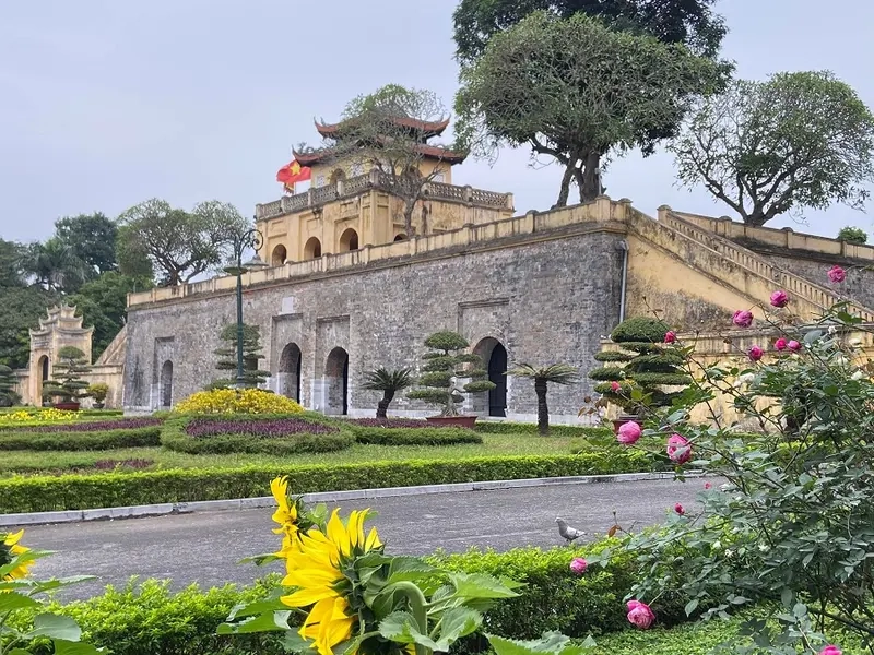 Khám phá hoàng thành thăng long từ một góc nhìn hoàn toàn mới lạ
