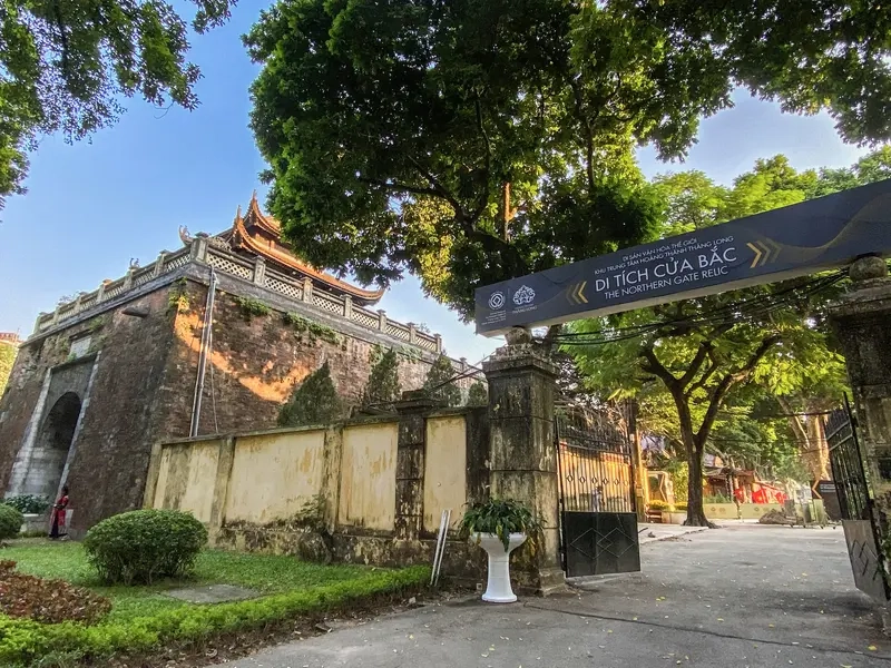 Hoàng thành thăng long lịch sử là điểm đến không thể thiếu trong hành trình du lịch Hà Nội