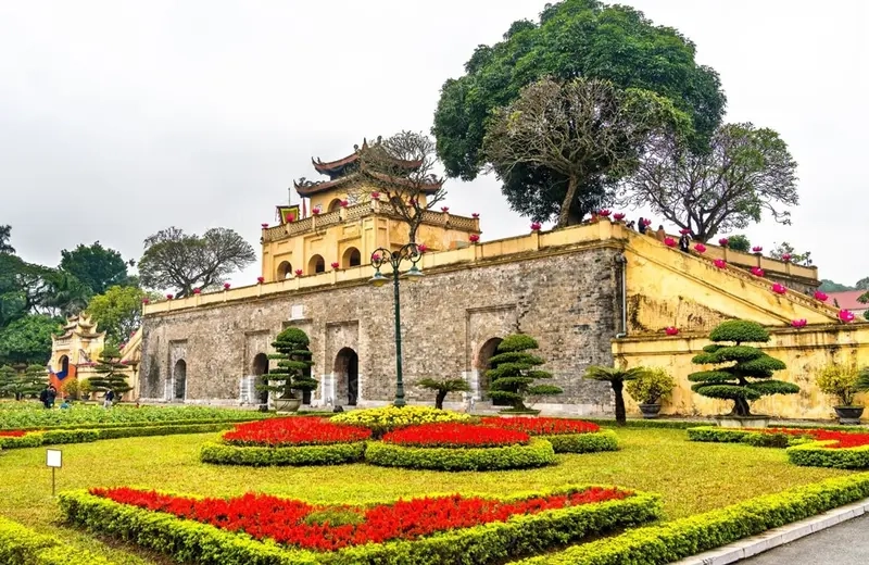 Bạn đã biết di tích hoàng thành thăng long chưa? Khám phá ngay!