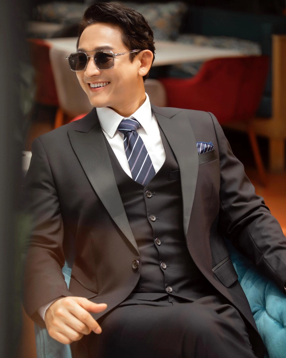 Phim của Hứa Vĩ Văn, từ Chuyện Tình Sài Gòn đến Mưa Đỏ
