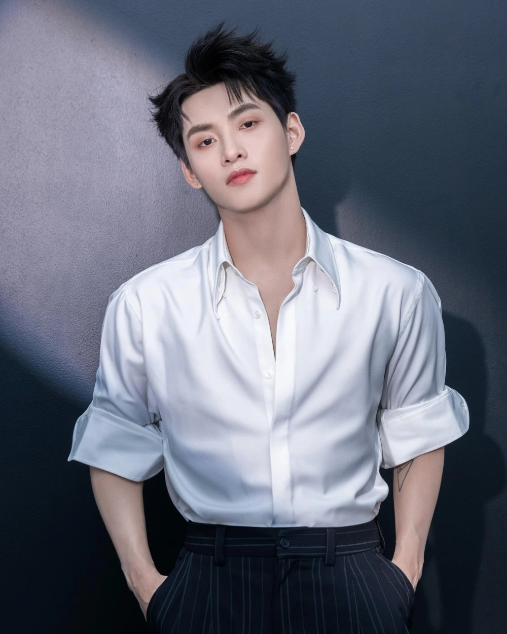 Hùng Huỳnh cung gì là câu hỏi vui mà fan thường xuyên đồn đoán