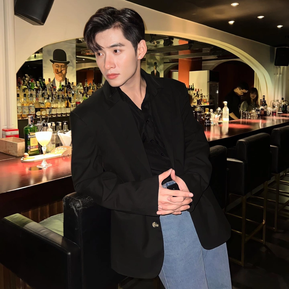 Hùng Huỳnh live máu lửa trên sân khấu đậm chất Gemini