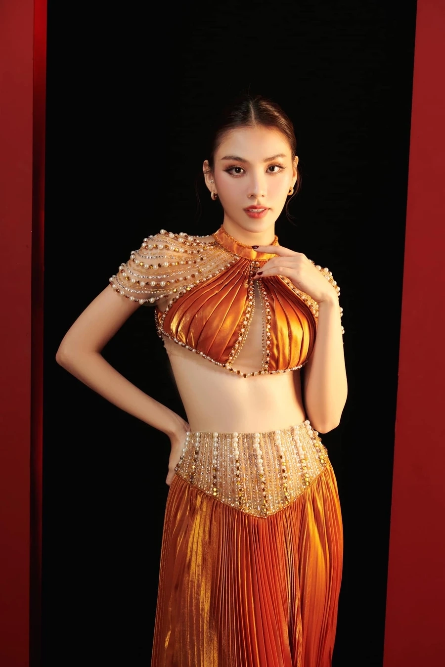 Chiều cao Huỳnh Nguyễn Mai Phương là một trong những yếu tố làm nên vẻ đẹp ấn tượng của cô