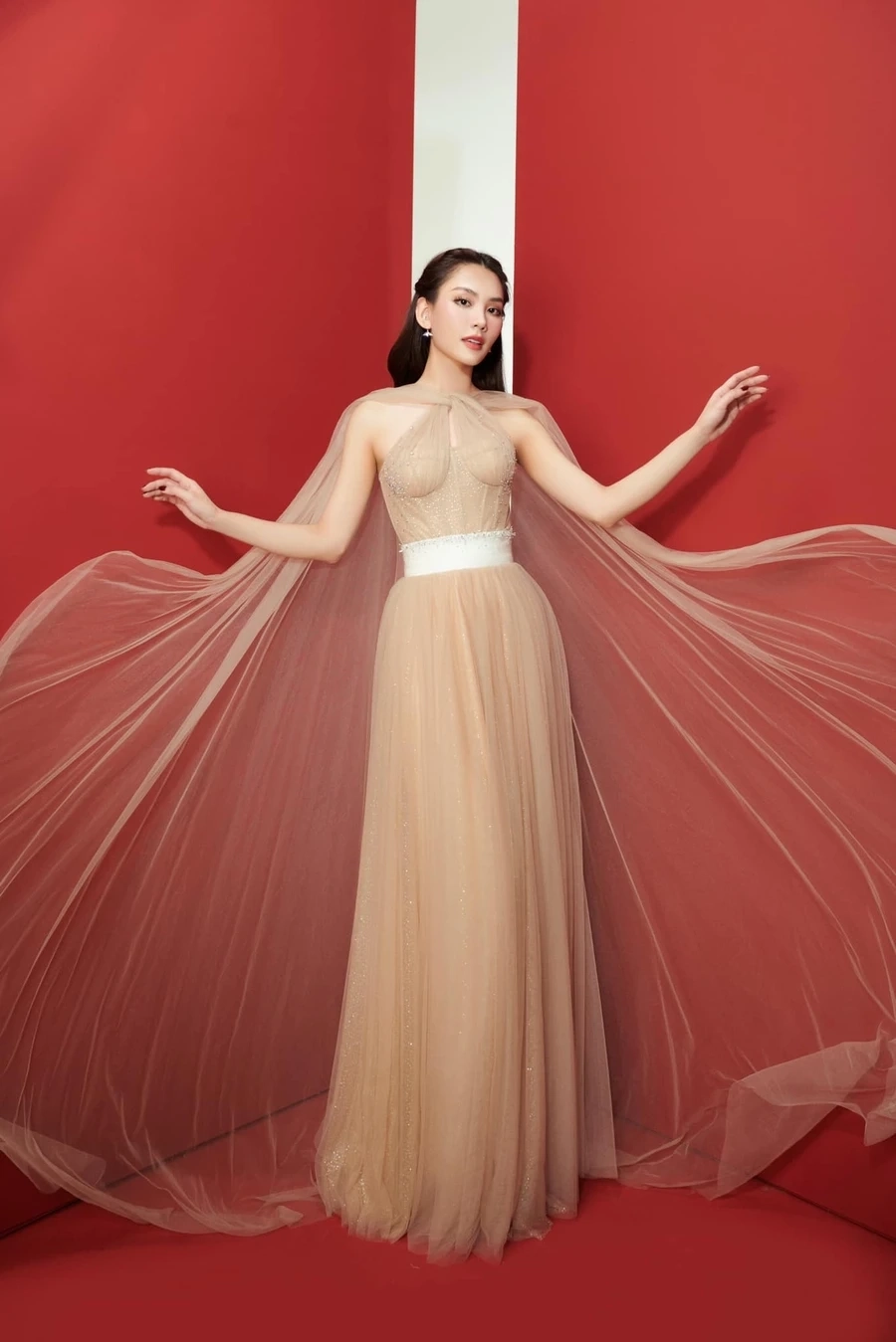 Hoa hậu Huỳnh Nguyễn Mai Phương 2022 là người đẹp đại diện cho Việt Nam