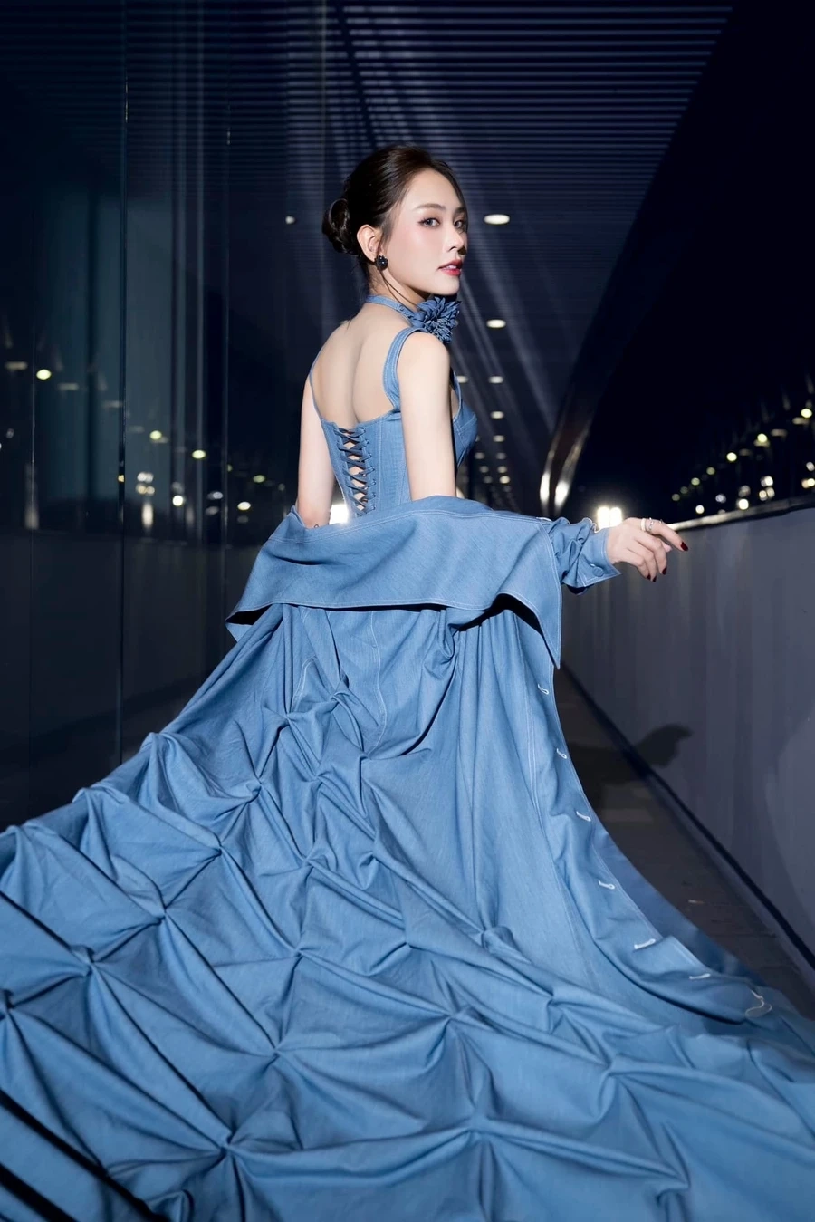 Hoa hậu Huỳnh Nguyễn Mai Phương sinh năm bao nhiêu Tìm hiểu về năm sinh và tuổi của người đẹp