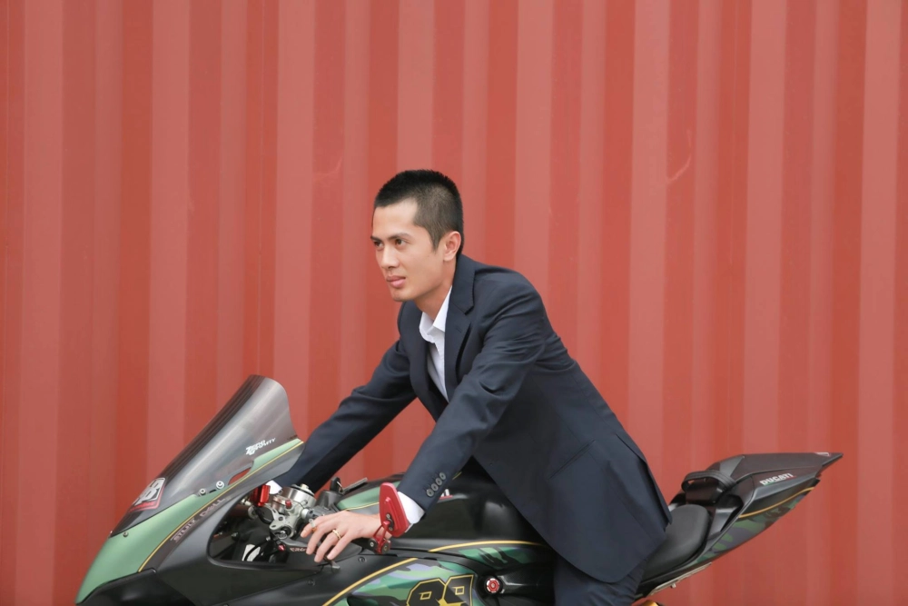 Fan tò mò không ngớt về huỳnh phương sn bn bao nhiêu
