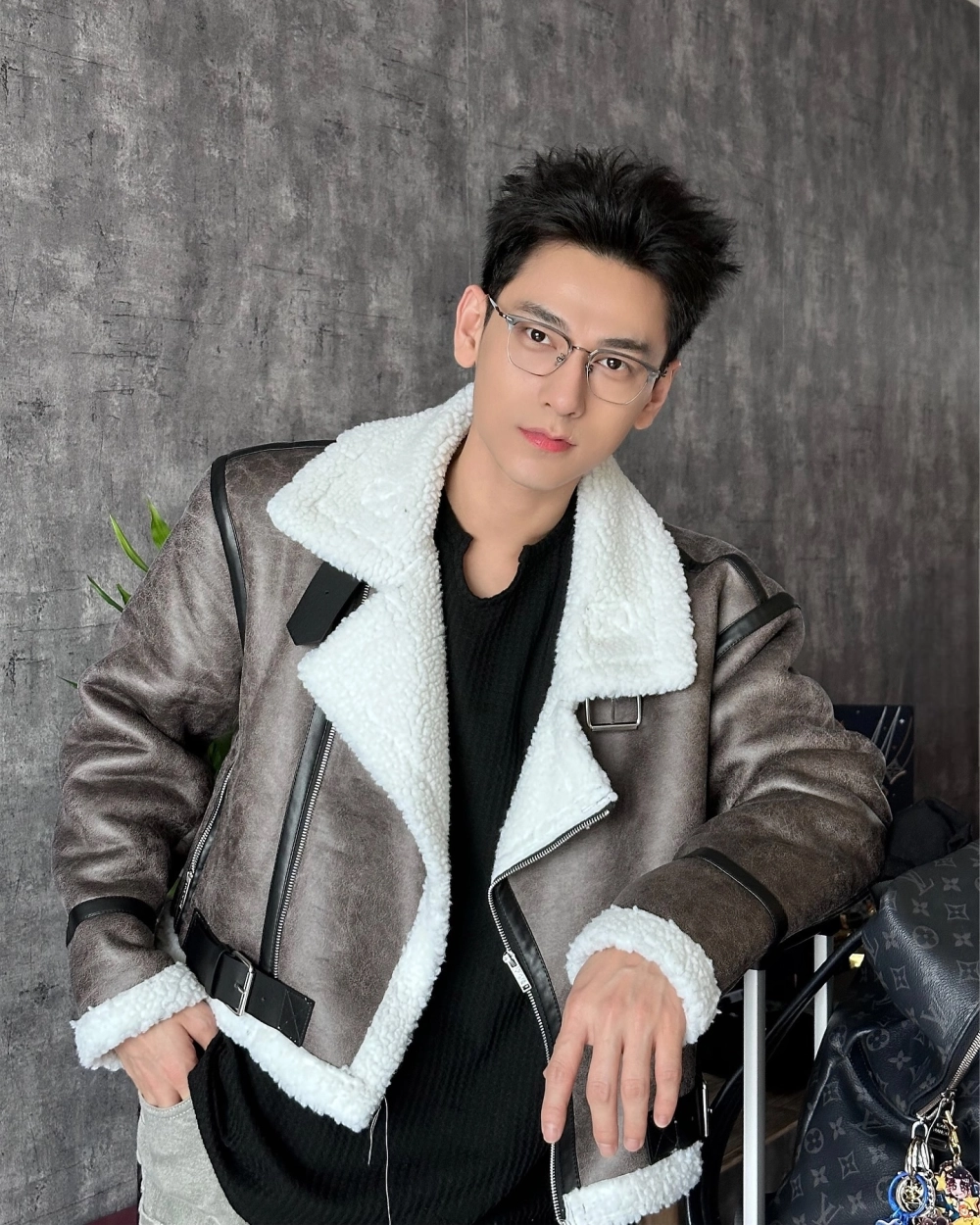 Isaac hồi xưa, ký ức đẹp của fan