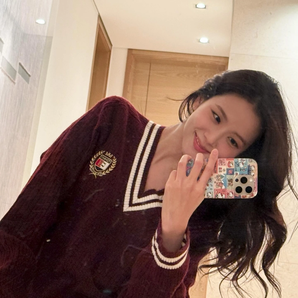 Jisoo YouTube, xem video hot của nàng thơ