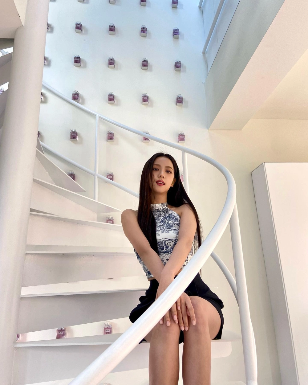 Jisoo cute, nụ cười làm tan chảy mọi fan