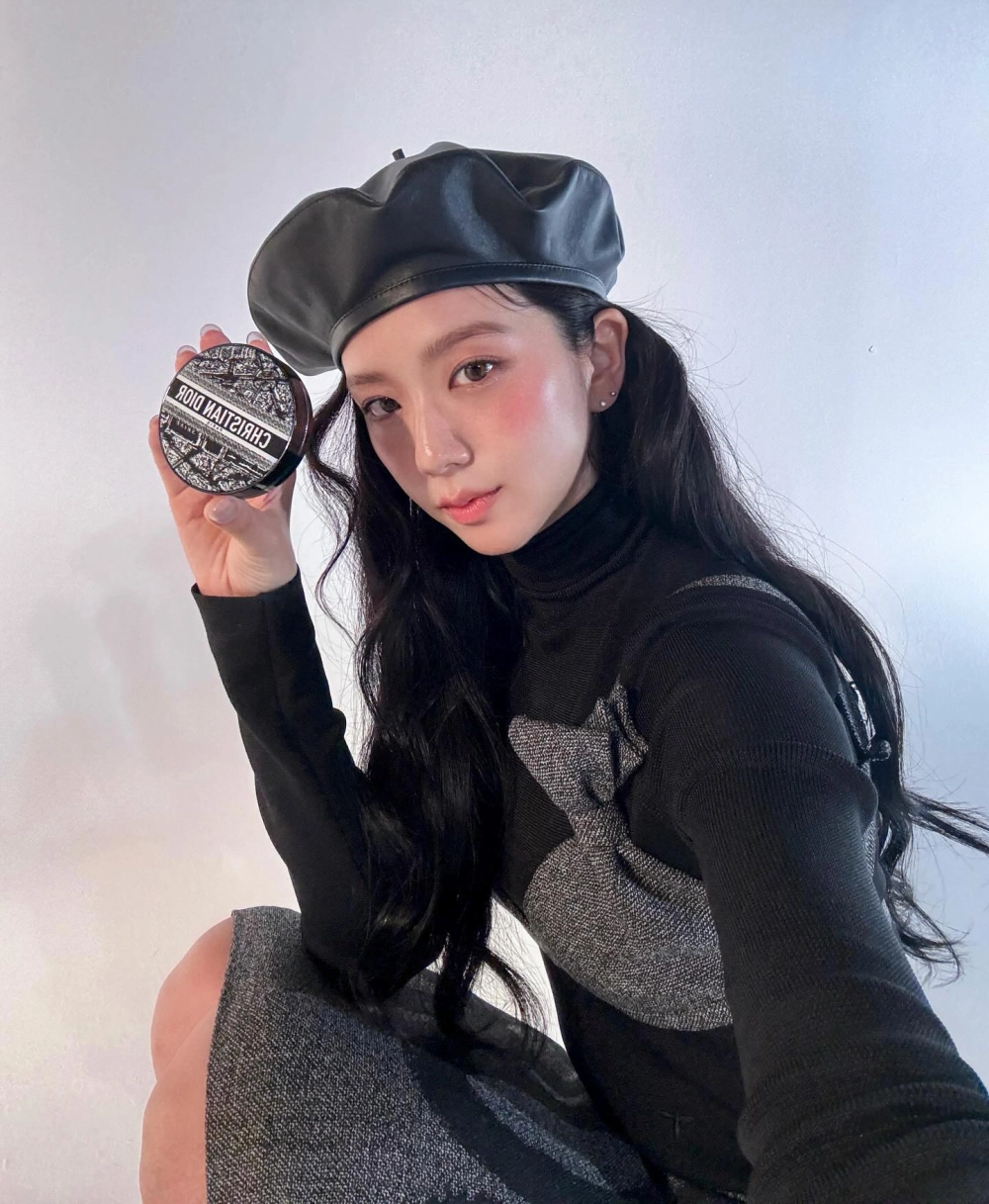 Lời bài hát Jisoo Flower, hát theo ngay