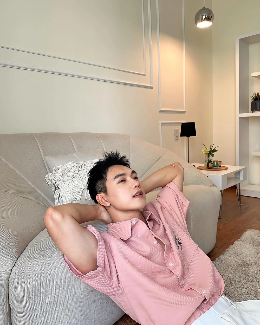 Tìm hiểu lời bài hát Lặng JSol và những cảm xúc trong bài hát này.