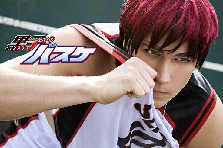 Kagami cosplay khiến fan bất ngờ vì quá giống bản gốc