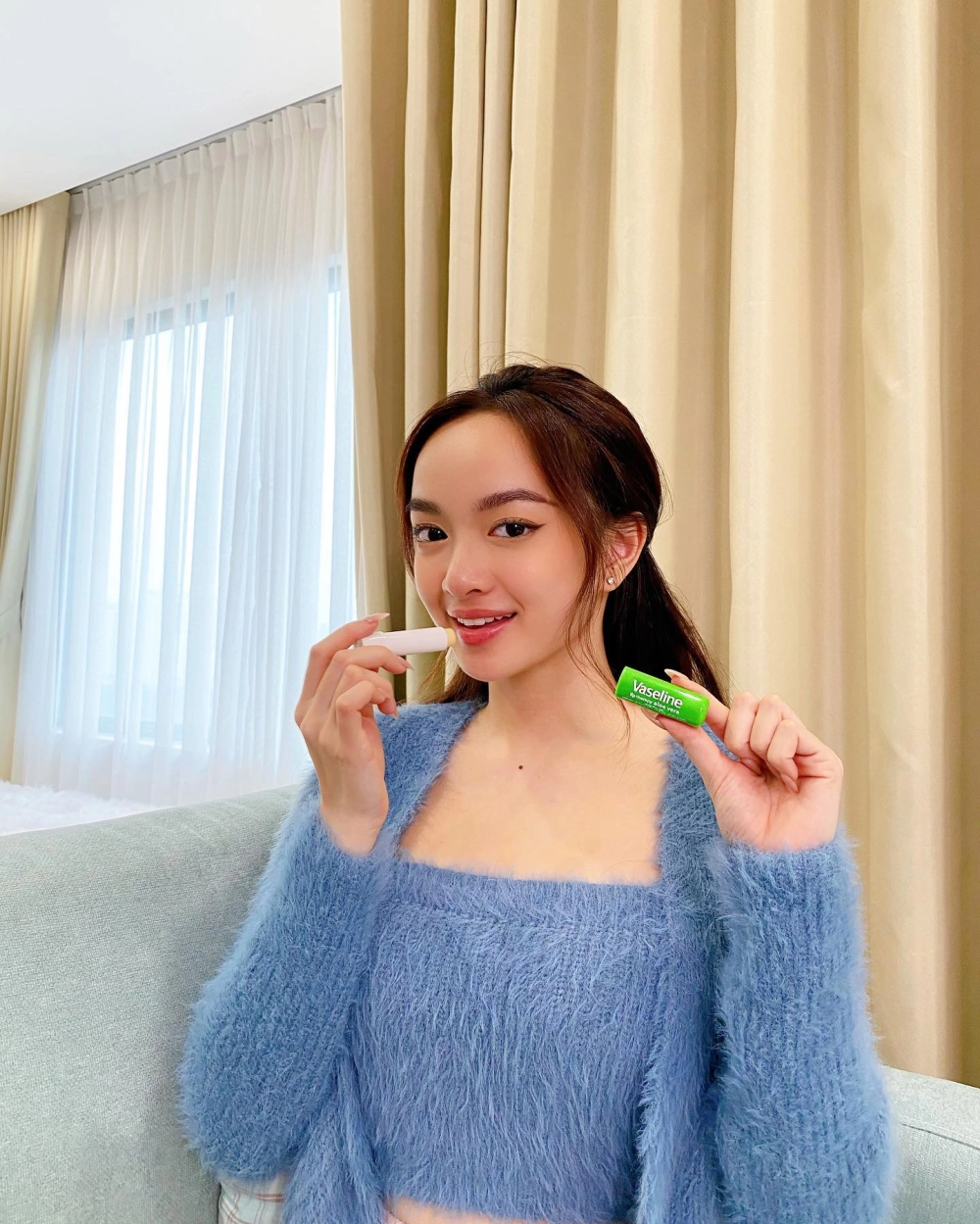 Kaity Nguyễn sinh năm bao nhiêu 1999 rực rỡ
