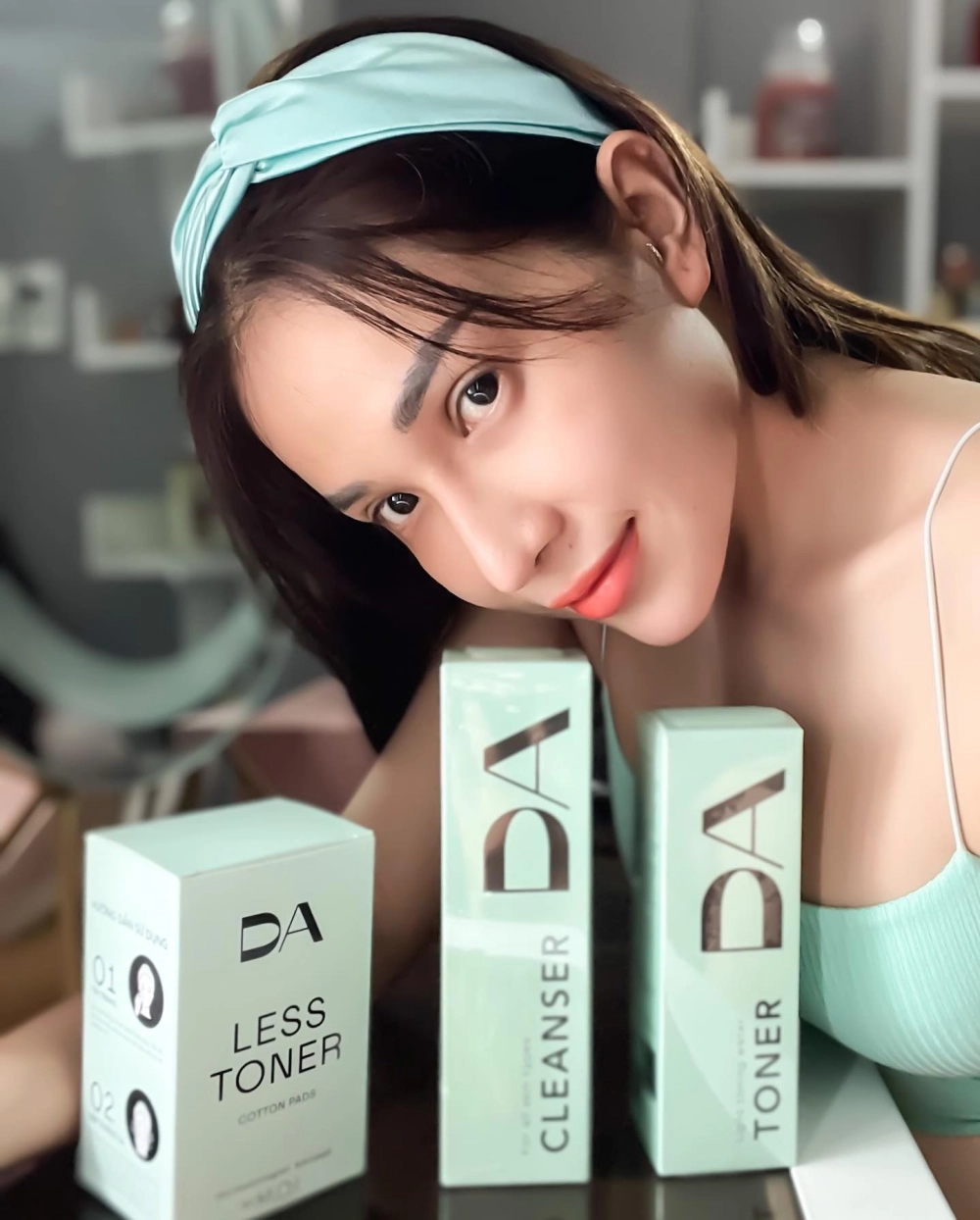 Khám phá thông tin về Khả Như tuổi và hành trình sự nghiệp đầy thành công của cô.