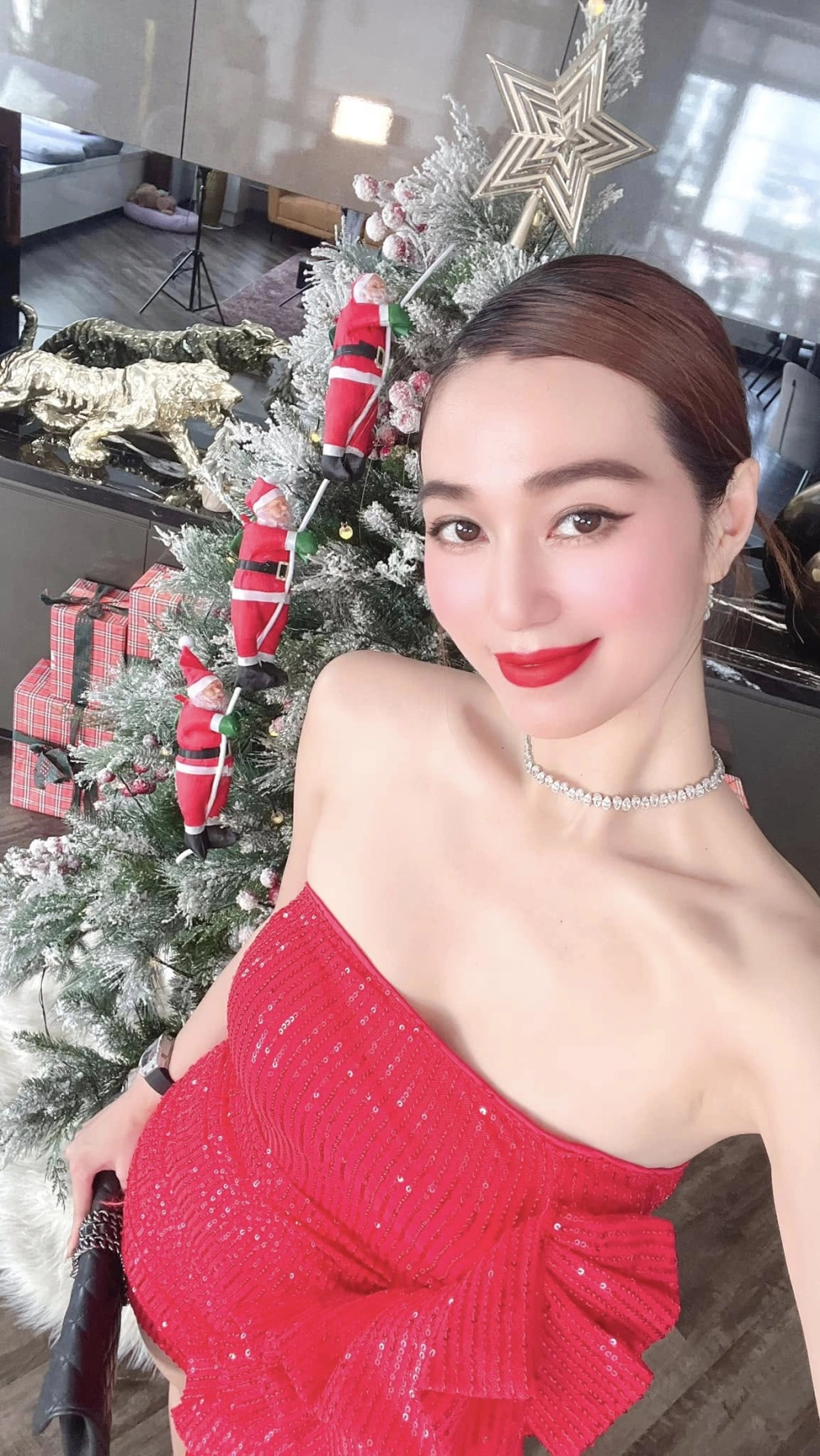 Khám phá tài năng Khánh My khiêu vũ trong các cuộc thi và biểu diễn