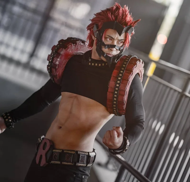 Kirishima Eijirou cosplay thu hút với tạo hình chuẩn
