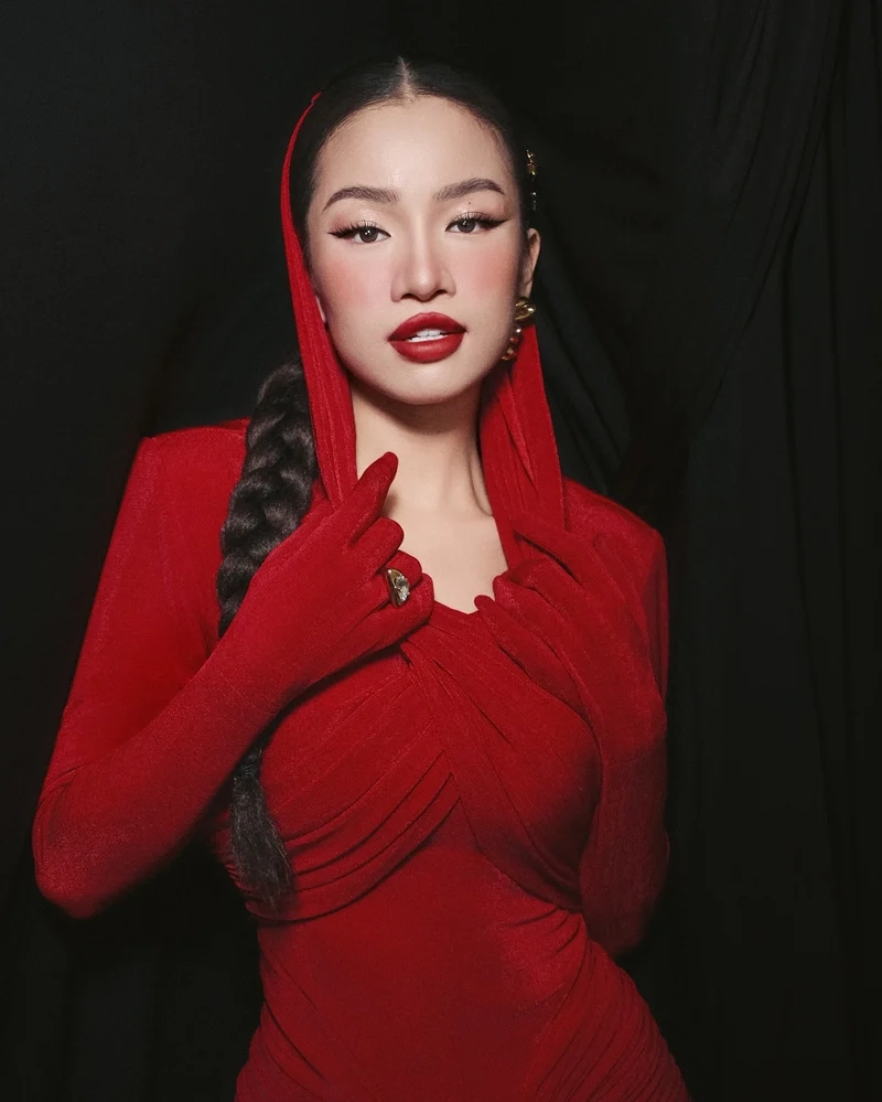 Tuổi trẻ thế hệ Bác Hồ Lâm Bảo Ngọc lyrics đầy cảm hứng