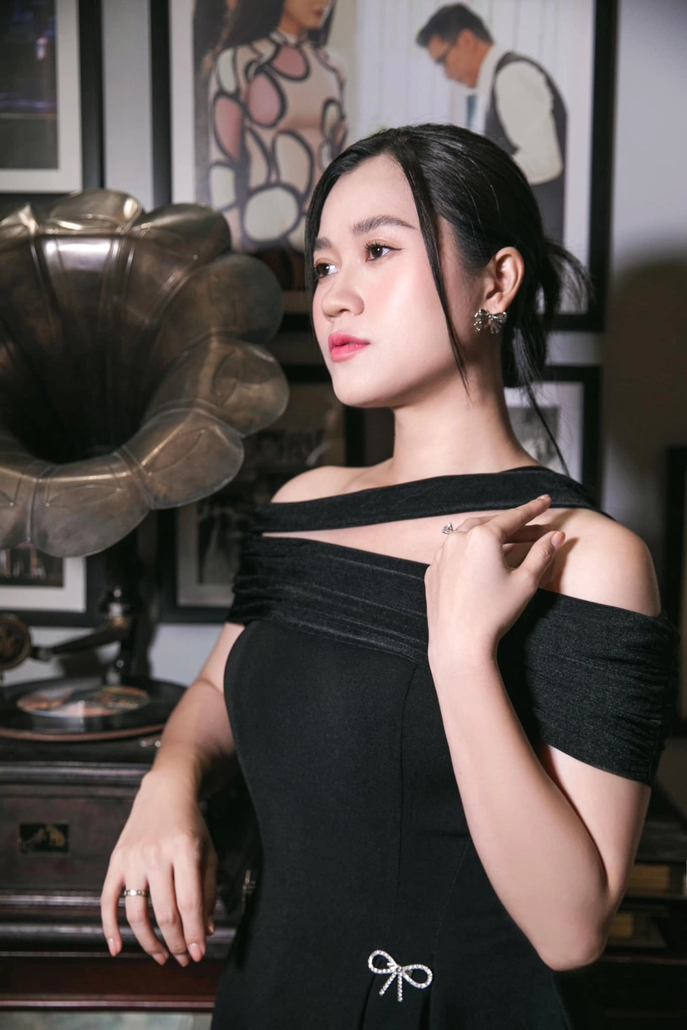 Lâm Vỹ Dạ Mấy Tuổi là câu hỏi được tìm kiếm nhiều nhất