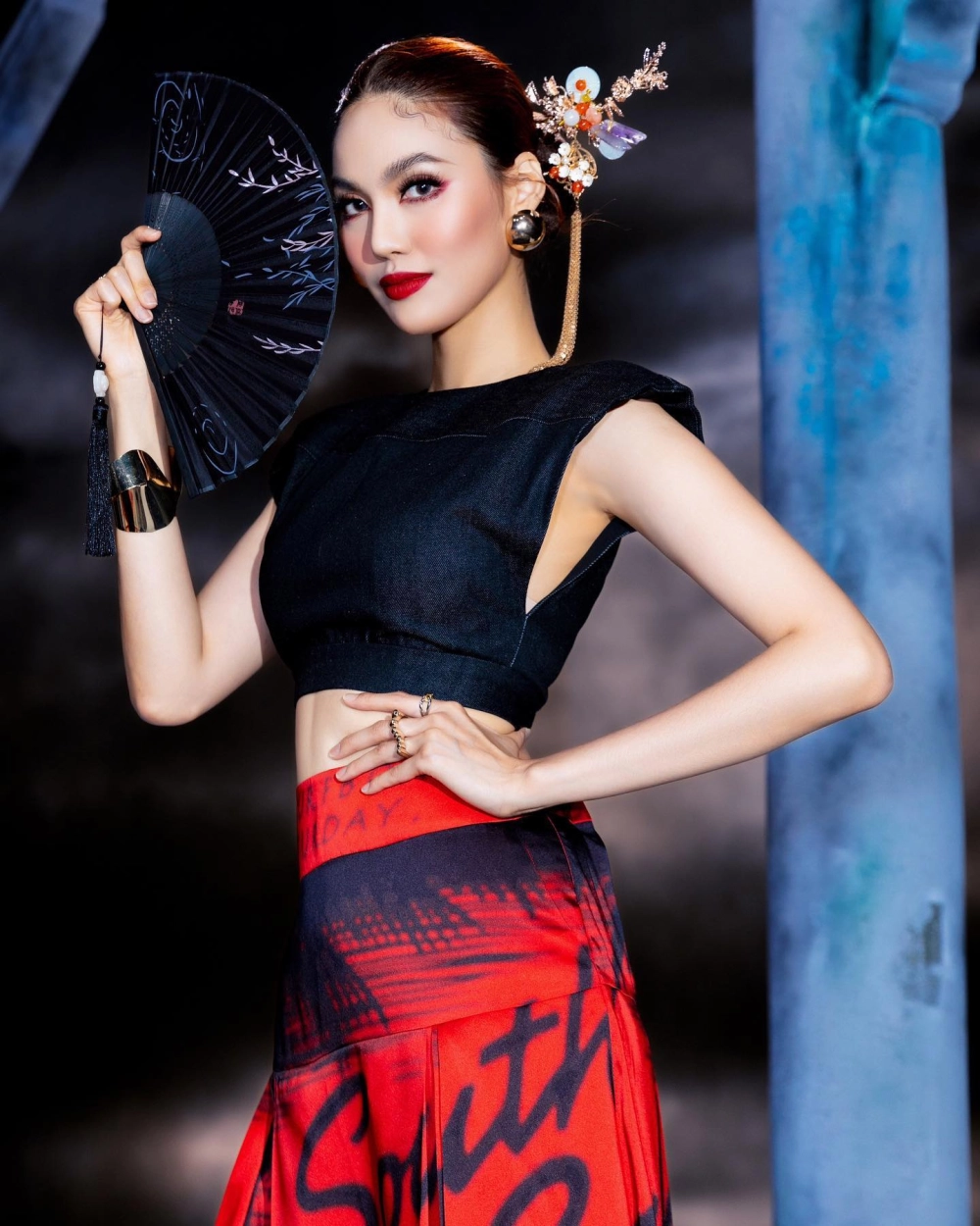 Siêu mẫu Lan Khuê giải Vàng Siêu mẫu Việt Nam 2013