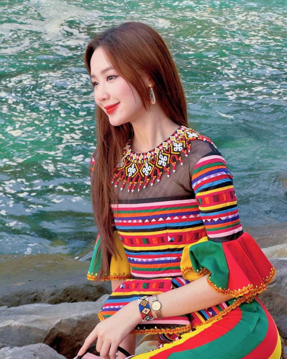 Lê Nguyễn Bảo Ngọc height 185cm gây ấn tượng