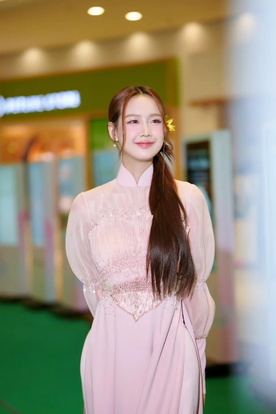 Lê Nguyễn Bảo Ngọc học vấn ĐH Hồng Bàng